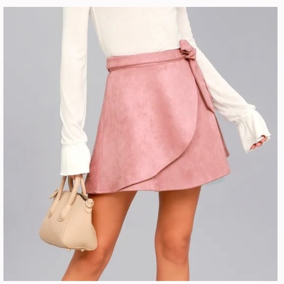 Lulus Dresses & Skirts - Lulu’s Faux Suede Mauve Pink Mini Wrap Skirt Size L